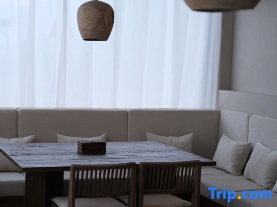 Хучжоу: Chunfeng Baiyang Waiting For The Wind Rustic Luxury Hotel