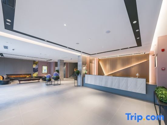 Шанхай: Home Inn Business Travel Hotel (Shanghai Songjiang Sports Center Subway Station)