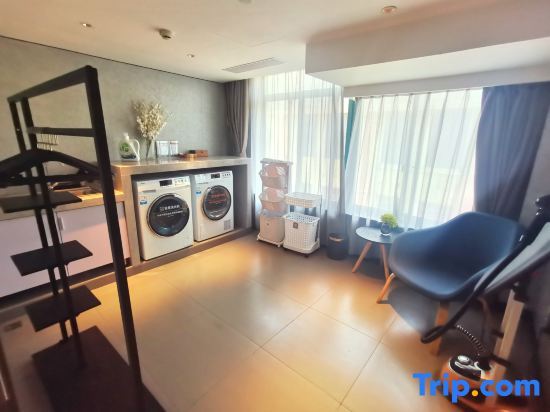 Шанхай: Home Inn Business Travel Hotel (Shanghai Songjiang Sports Center Subway Station)