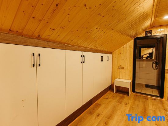 Ичунь: Yichun Huge Hot Spring Holiday Villa