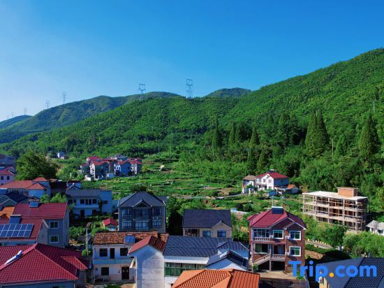 Хучжоу: Yunshang Grassland Zhangshun Homestay