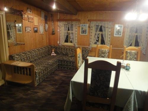 Воробьи: Guest House V Seredke