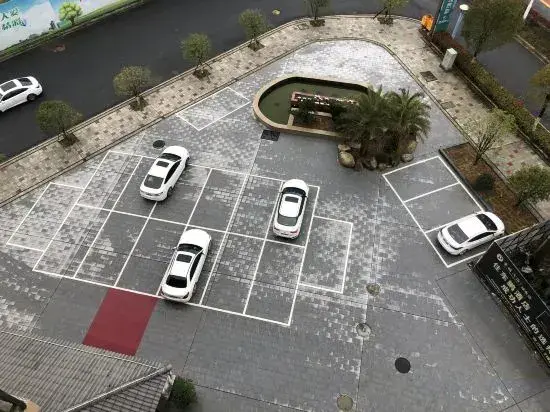 Ичунь: Dongpeng Hotel (Yichun Yizhou District Government Chengdong Branch)