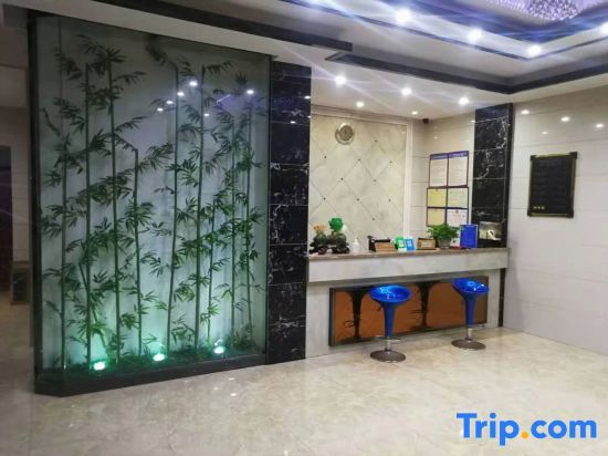 Пинсян: Shangli Xindihao Business Hotel