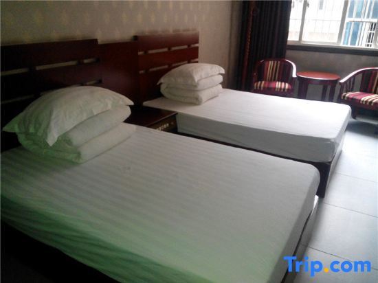 Пинсян: Shangli Xindihao Business Hotel