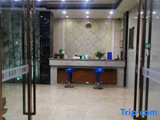 Пинсян: Shangli Xindihao Business Hotel