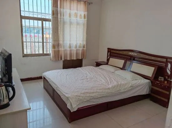 Линьи: Feixian Yingbin Business Hotel