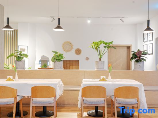 Яань: Persimmon Tree Homestay (Bifengxia Scenic Area)