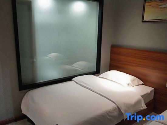 Хэчи: Hechi Qiju Hotel