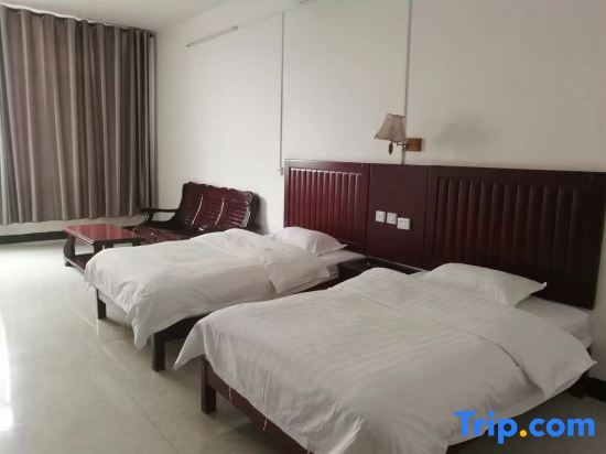 Хэчи: Hechi Tianyuan Hotel (Sixian Road)