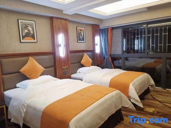 Яань: Douyin Hotel