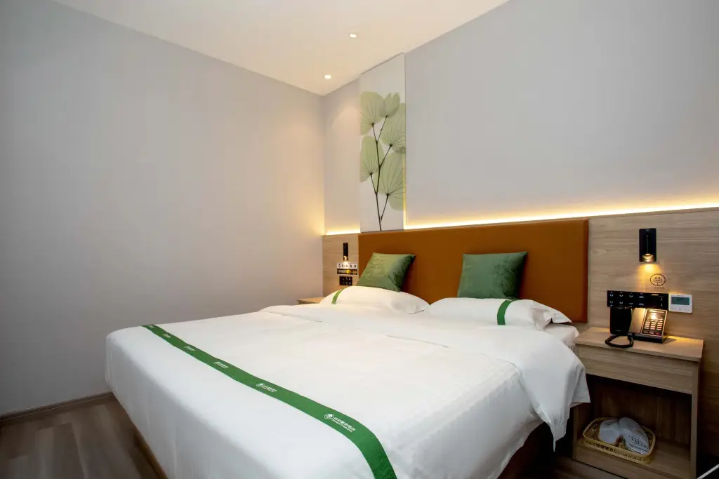Шанхай: GreenTree Inn Express Hotel (Shanghai Aerospace City Xindu Road)