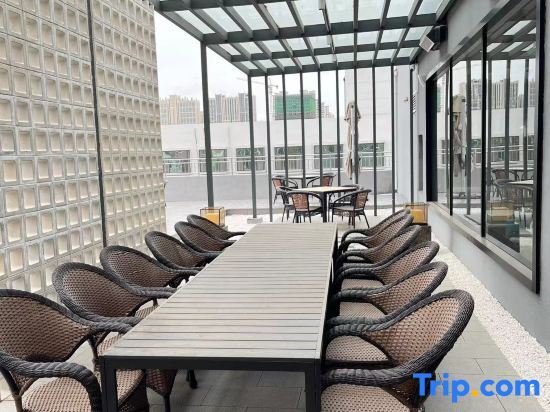Шицзячжуан: Parker Business Hotel (Shijiazhuang North Railway Station Zhonghua North Street)