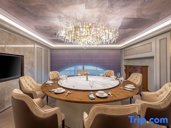 Шанхай: Mercure Lujiazui  Shanghai