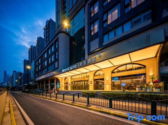 Шанхай: Mercure Lujiazui  Shanghai