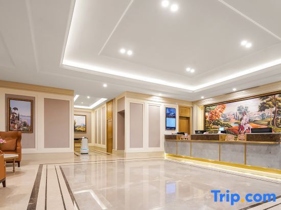 Шанхай: Vienna Hotel (Shanghai Baoshan Huahe Road Branch)