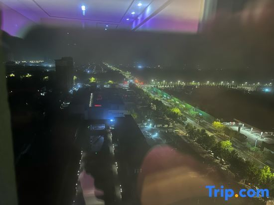 Лиаоченг: Liaocheng Xiangjiang Electric Business Kechuang Building Apartment