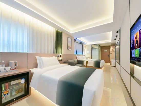 Шицзячжуан: Ye Yuchen E-sports Movie Hotel (Xueyuan Road Muxili Shopping Park)