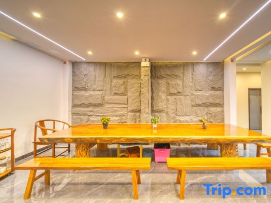 Куньмин: Anning Zhenxi Hot Spring Homestay