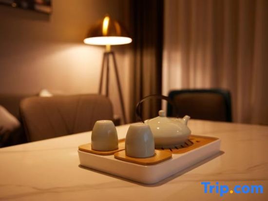 Шанхай: Magnolia Hotel (Shanghai Fengcheng)