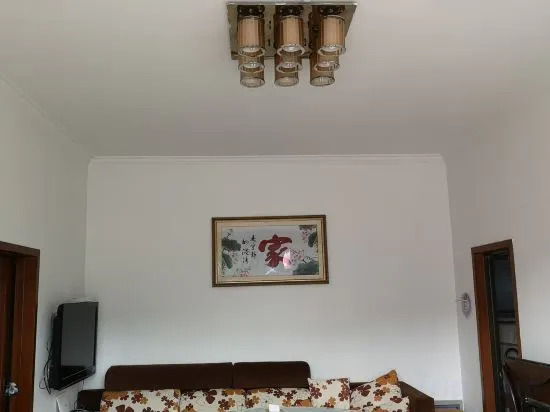 Пекин: Beijing Lapagoumen Baiyu Linma Zhanhua Farmhouse