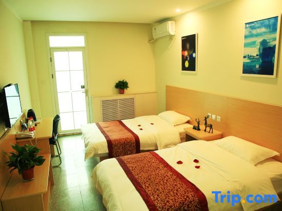 Шицзячжуан: Yiyi Liangpin Hotel (Shijiazhuang Luquan Safari Park Shop)