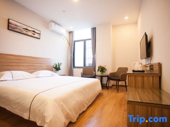 Шанхай: Holiday Inn Shanghai Xintun