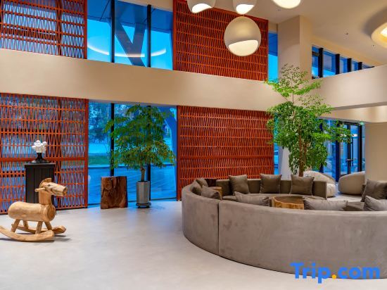 Буркин: Burjin Bu Guri BGULI Design Holiday Home (Irtysh River Branch)