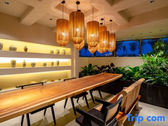 Буркин: Burjin Bu Guri BGULI Design Holiday Home (Irtysh River Branch)