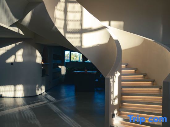 Буркин: Burjin Bu Guri BGULI Design Holiday Home (Irtysh River Branch)
