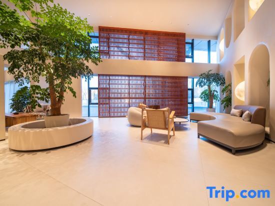 Буркин: Burjin Bu Guri BGULI Design Holiday Home (Irtysh River Branch)
