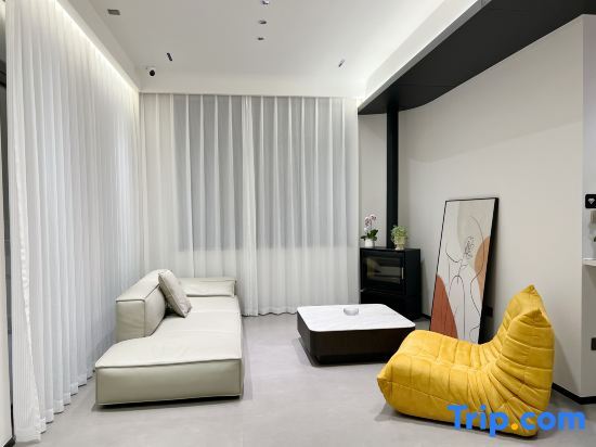 Ханчжоу: Guchi Jingye Homestay (Fuchunjiang Xiaosanxia Branch)