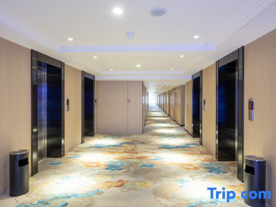 Шицзячжуан: Yujia E-sports Movie Hotel (Shijiazhuang Railway Station Tatan Business and Trade City)