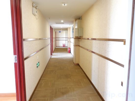 Шицзячжуан: 99inn Hotel (Shijiazhuang Normal University Cangfeng Road)