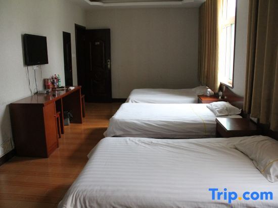 Guanxian Shuangying North Ring Express Hotel — фото 1