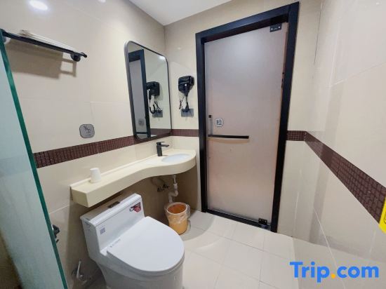 Шанхай: Zsmart Inn Hotel (Shanghai Heqing Branch)