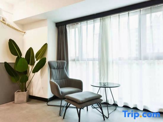 Шицзячжуан: Shengxia Guangnian Apartment (Tatan International Business and Trade City New Railway Station Shop)