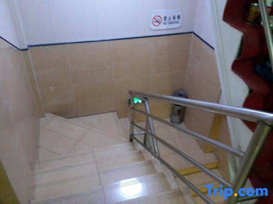 Шанхай: Shengbo Hostel