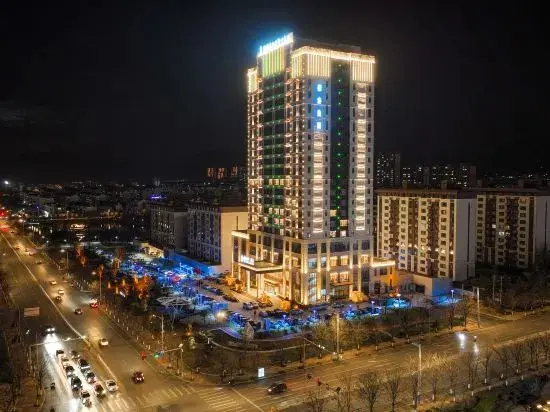 Цзыбо: Yiyuan Yuan Tai Blue Horizon Jun Hua Hotel