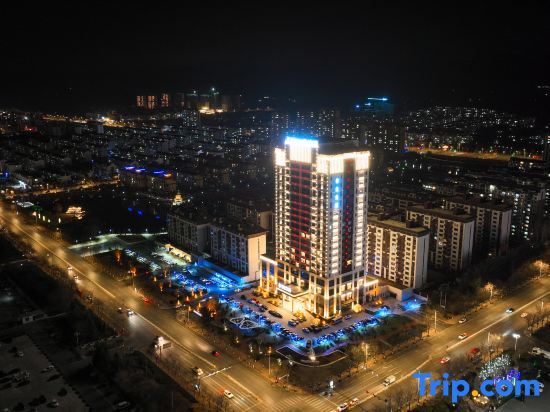 Yiyuan Yuan Tai Blue Horizon Jun Hua Hotel — фото 1