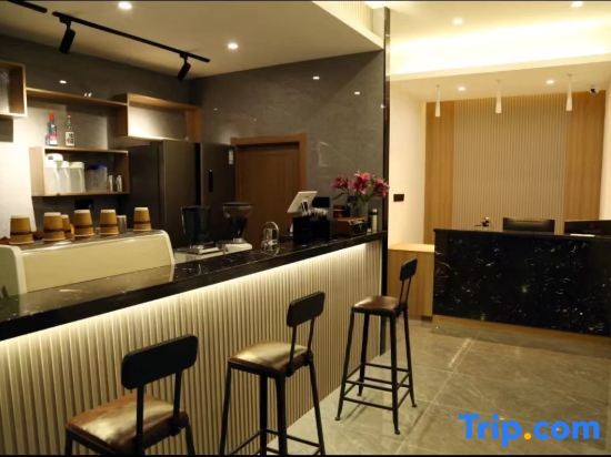 Ляньчжу: Mojiang Harbour Inn