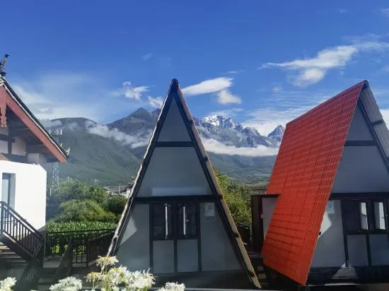 Лицзян: V Coffee Snow Mountain View B&B