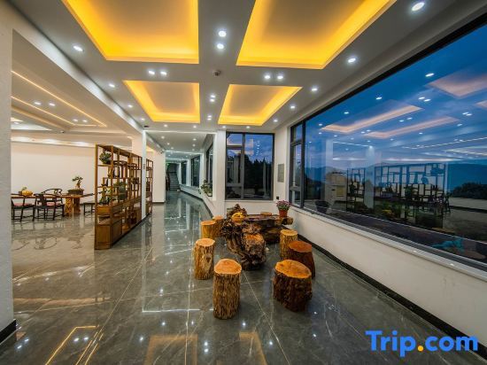 Лицзян: Tingfengboyuan Courtyard Green Forest Wild Luxury Holiday Homestay (Yulong Snow Mountain Branch)