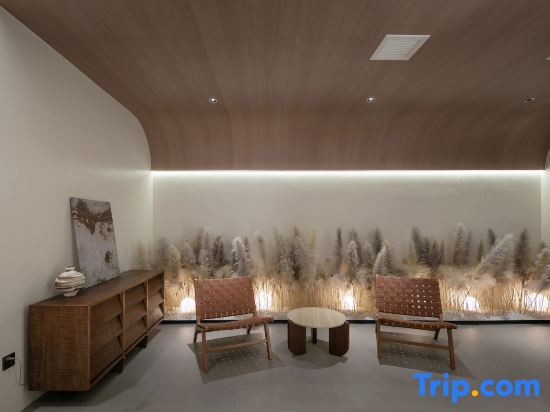 Хучжоу: An and Jane Cloud Walk Residence Mountain and Sichuan