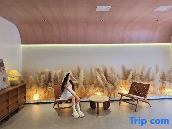 Хучжоу: An and Jane Cloud Walk Residence Mountain and Sichuan
