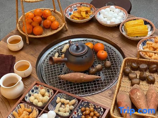 Хучжоу: An and Jane Cloud Walk Residence Mountain and Sichuan