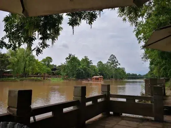 Чэнду: Pingle Ancient Town Sanjiang River View Homestay (Chuanxi Zhuhai Branch)