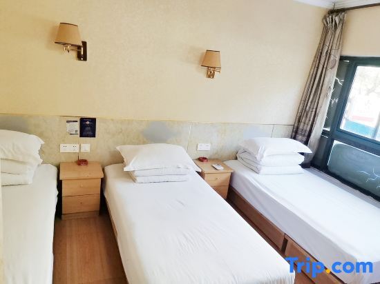 Шанхай: Jiahong Hostel