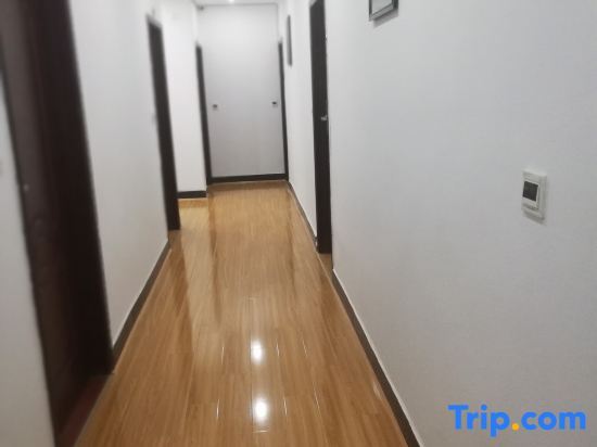 Хуанган: Wuxue Wenmin Business Hotel