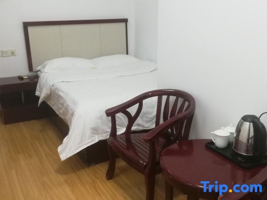 Хуанган: Wuxue Wenmin Business Hotel